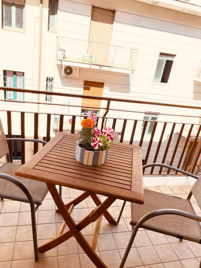 B&B Stella In Centro Salerno Exterior photo